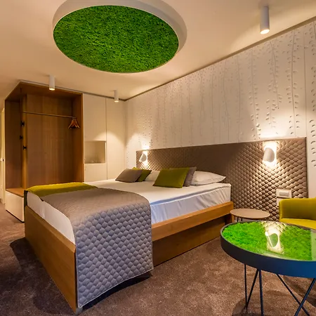 Szálloda Park - Sava & 4*