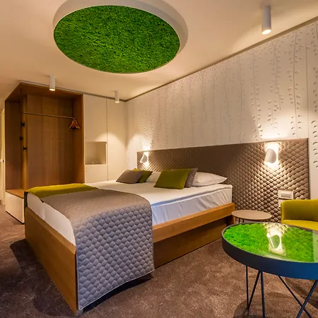 Otel Park - Sava & 4*