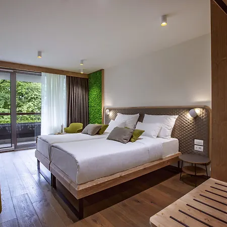 Park - Sava & 4* Bled