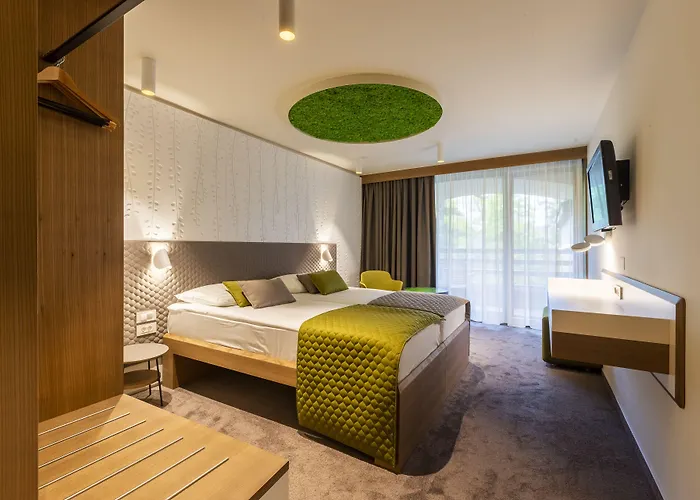 Park - Sava & 4* Μπλεντ